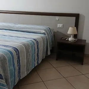  Bed & Breakfast Domo - Guest-house Il Nespolo Fiorito Italia
